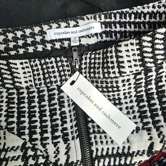 Cupcakes and Cashmere Black White Tweed Skirt Sz 2 - Picture 4 of 9